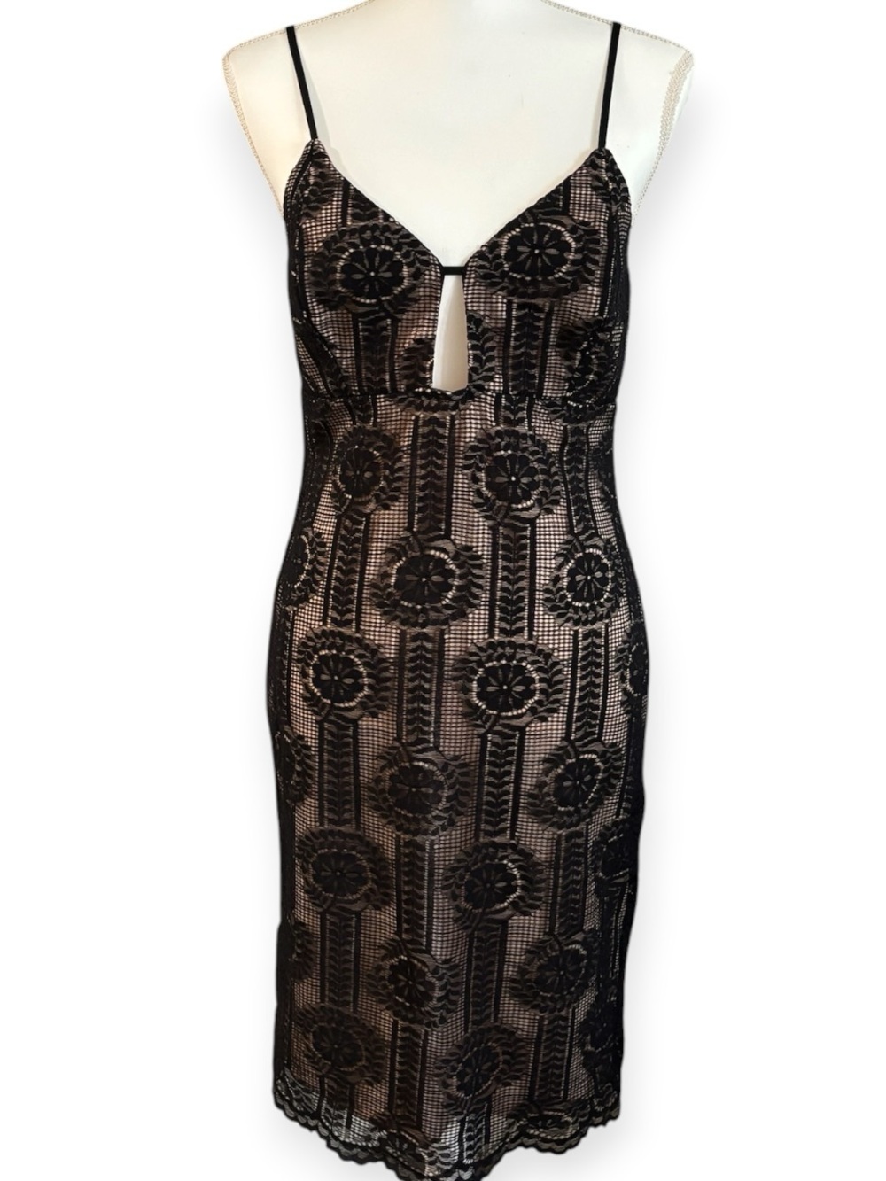 Lulus Black Lace Bodycon Slip Dress with Keyhole